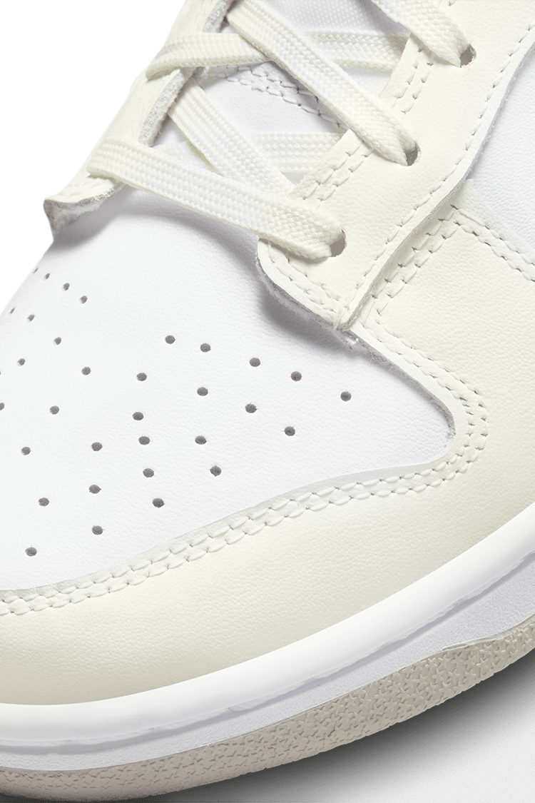 Women's Dunk Low 'White and Sail' (DD1503-121) Release Date