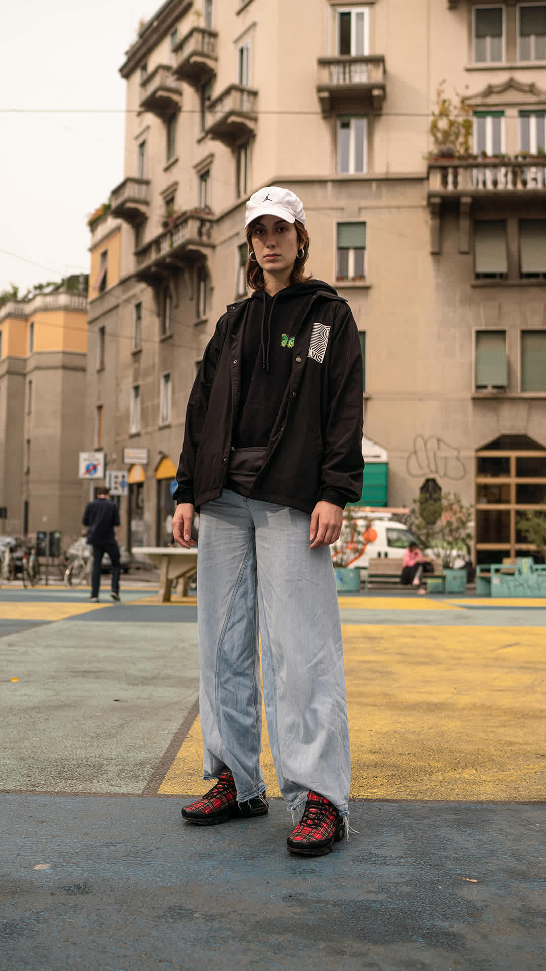 【NIKE公式】Street SNKRS：ミラノ