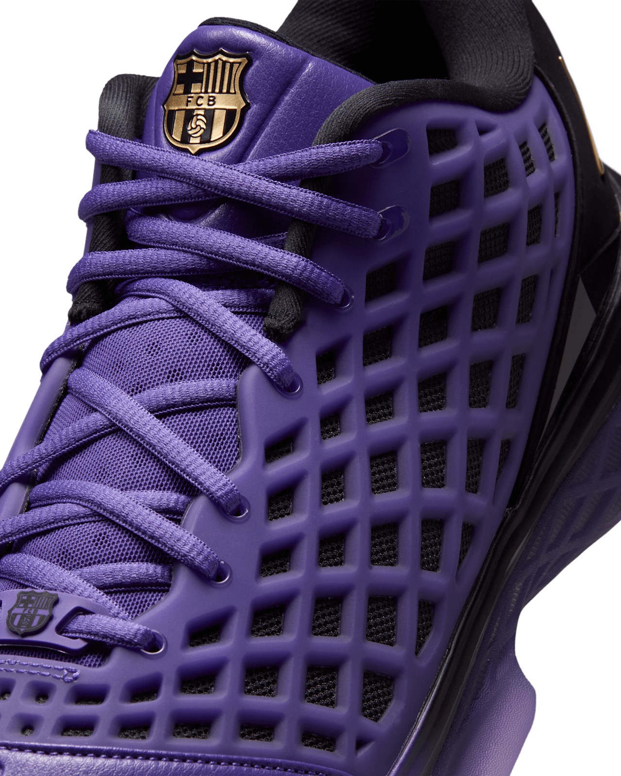 Kobe 3 Low Protro x FC Barcelona "Black and Electric Purple" (IO6257-001) – Erscheinungsdatum
