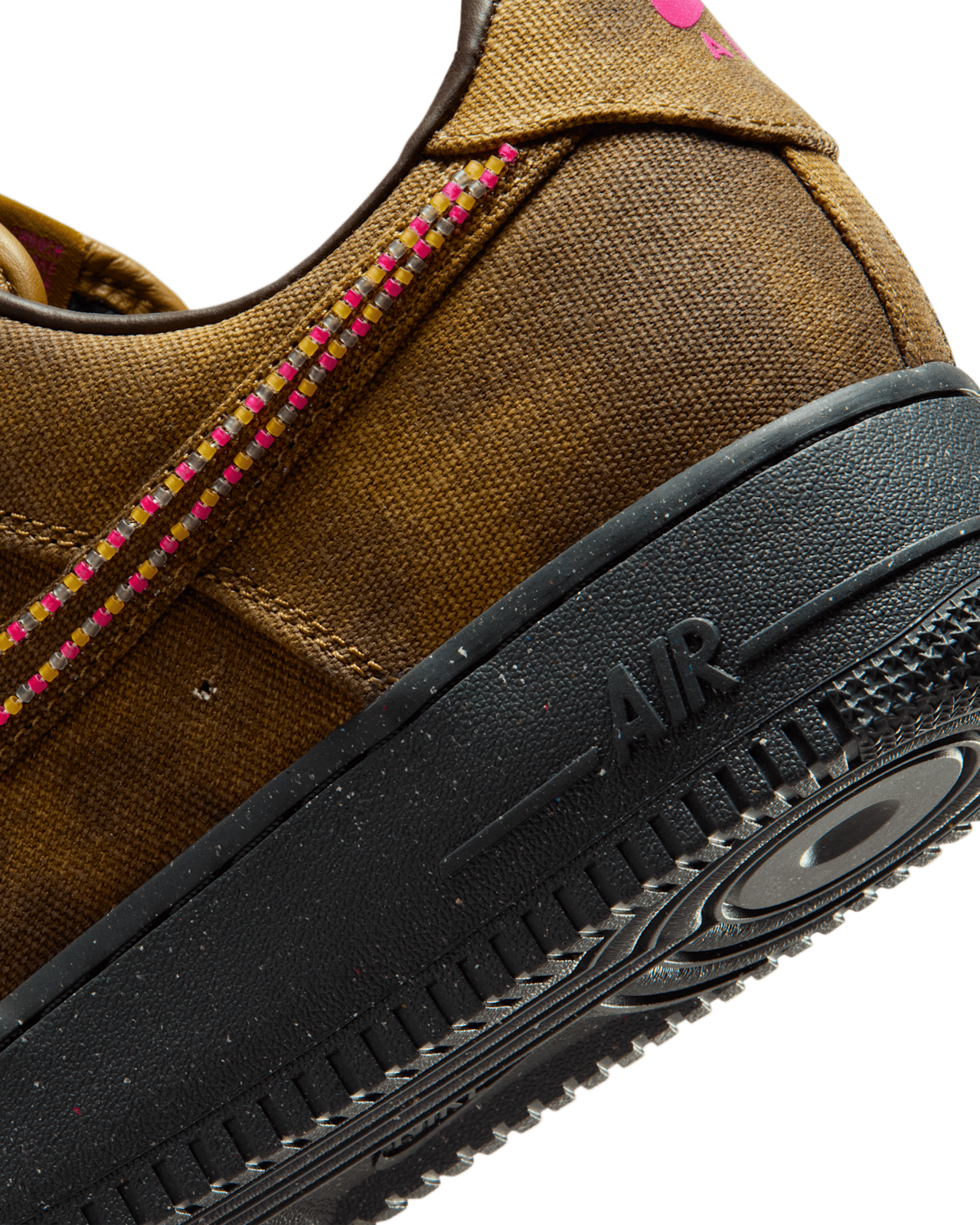 วันเปิดตัว Air Force 1 "Baroque Brown and Desert Moss" (IO4474-300)