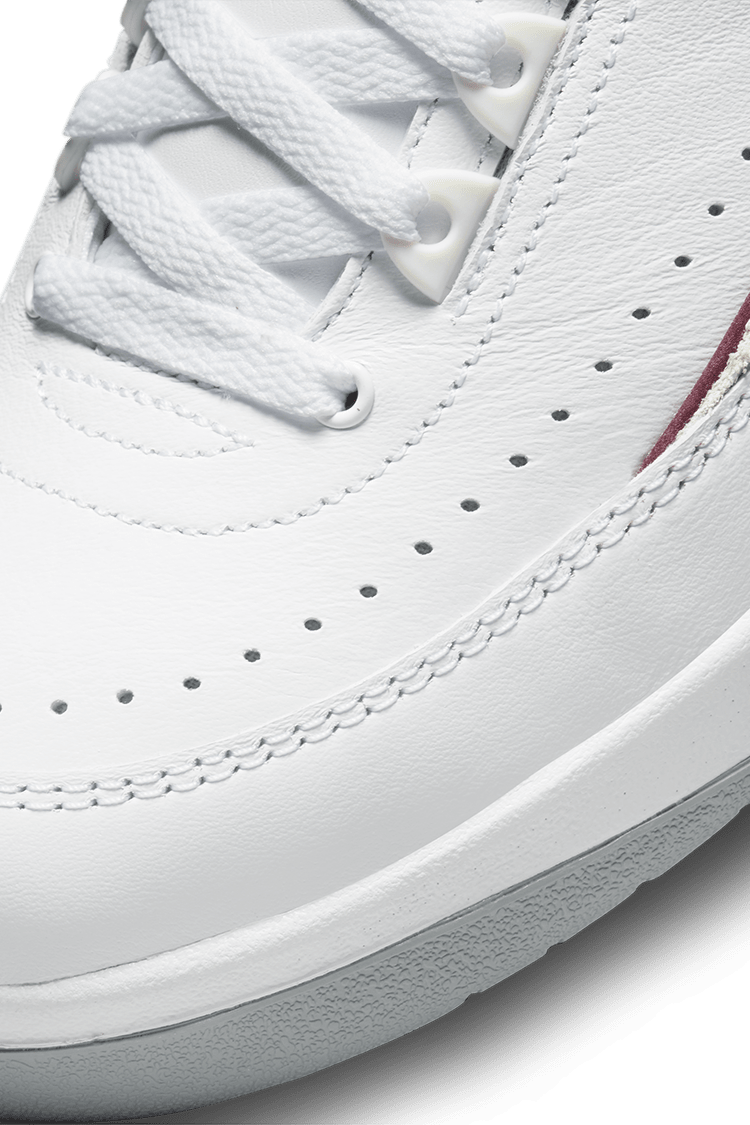 Fecha de lanzamiento del Air Jordan 2 Low "Cherrywood" (DV9956-103) 