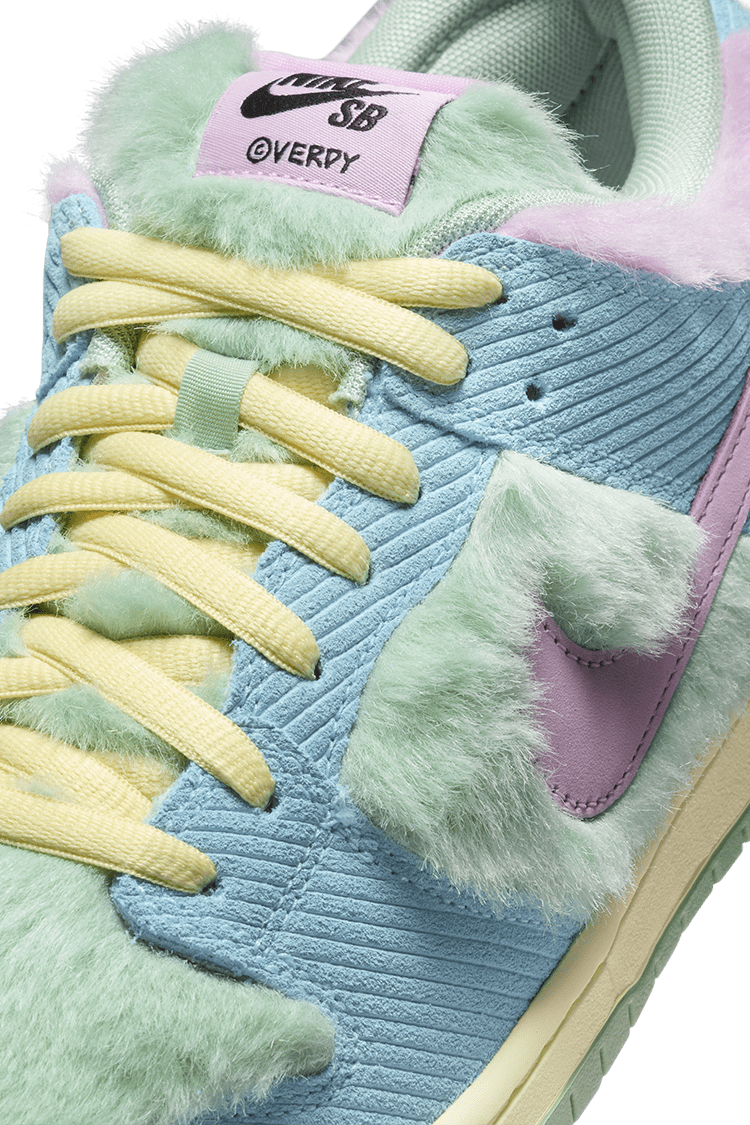 วันเปิดตัว Nike SB Dunk Low Pro x Verdy "Blue Gaze and Enamel Green" (FN6040-400)