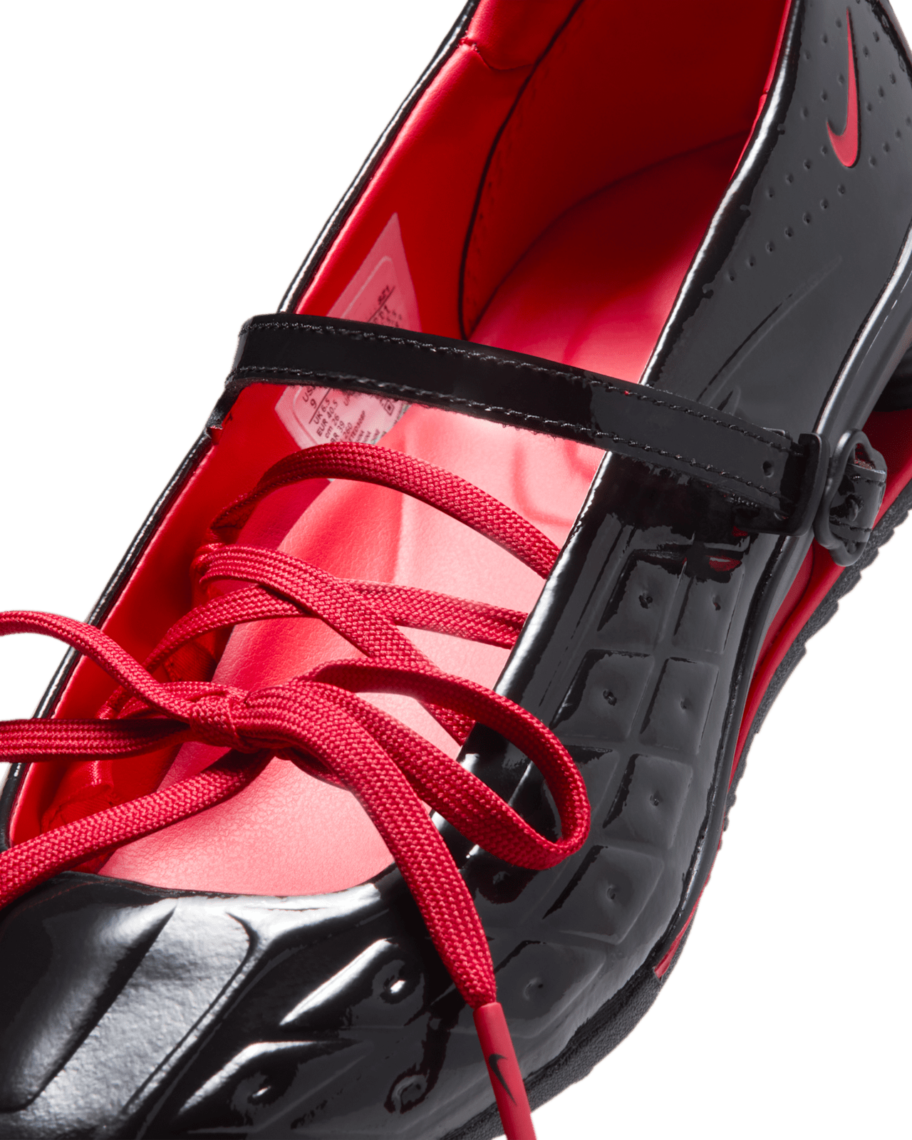 Shox Z Calistra x LABELHOOD 'Black and University Red' voor dames (IW7881-001) DamesDames – releasedatum