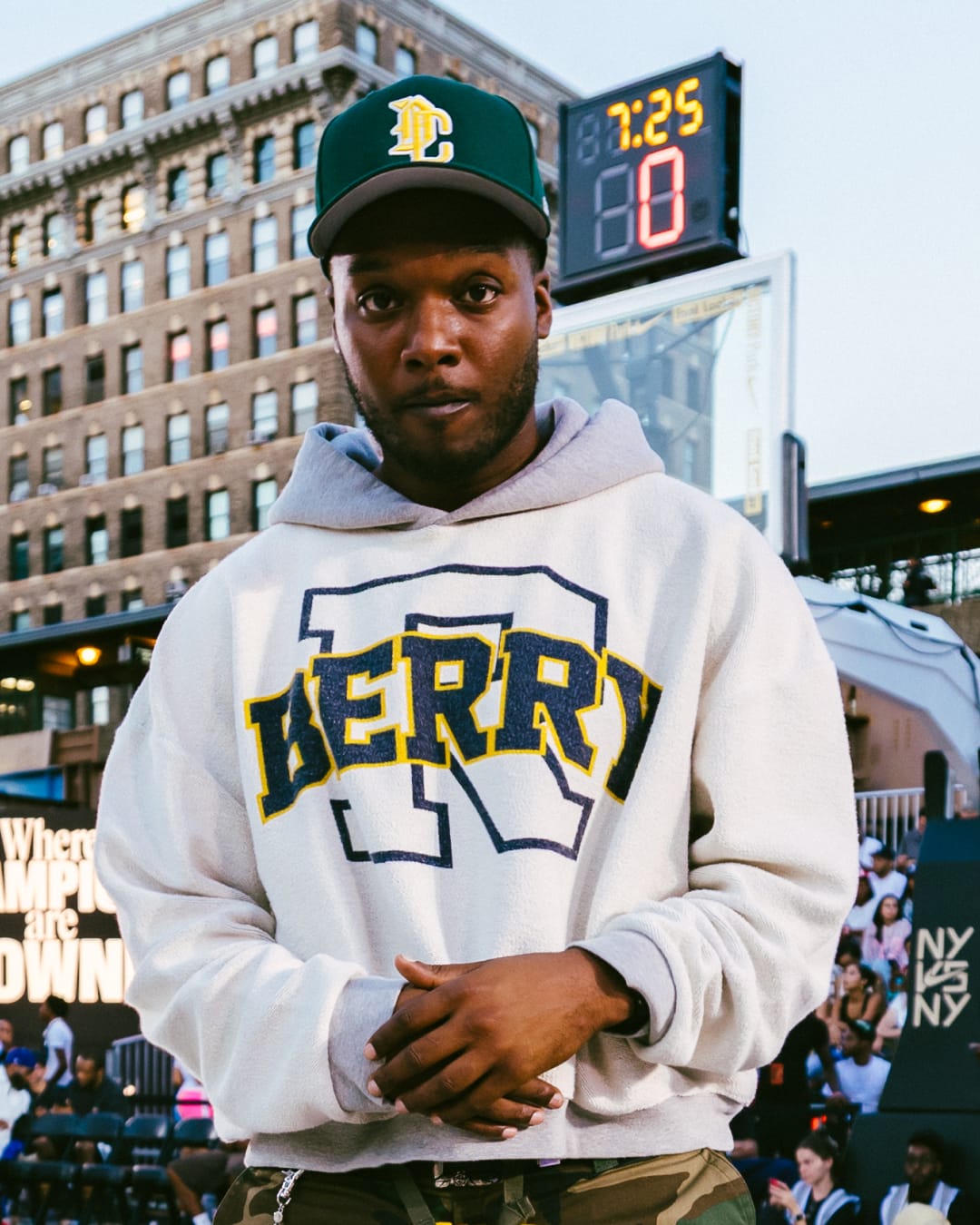 Street SNKRS: Victory Park