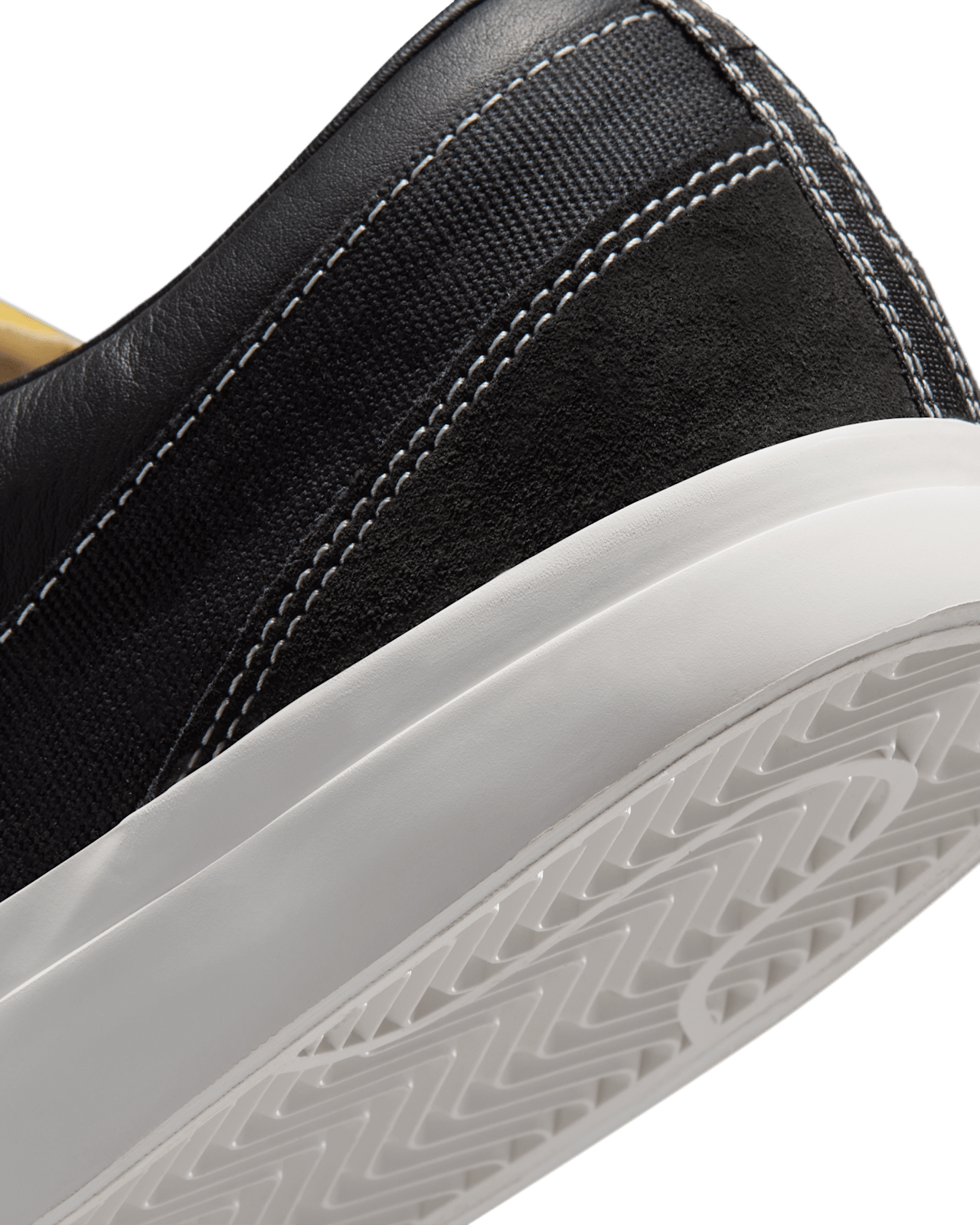Blazy "Black and Sail" (IM2523-001) – Data del lancio