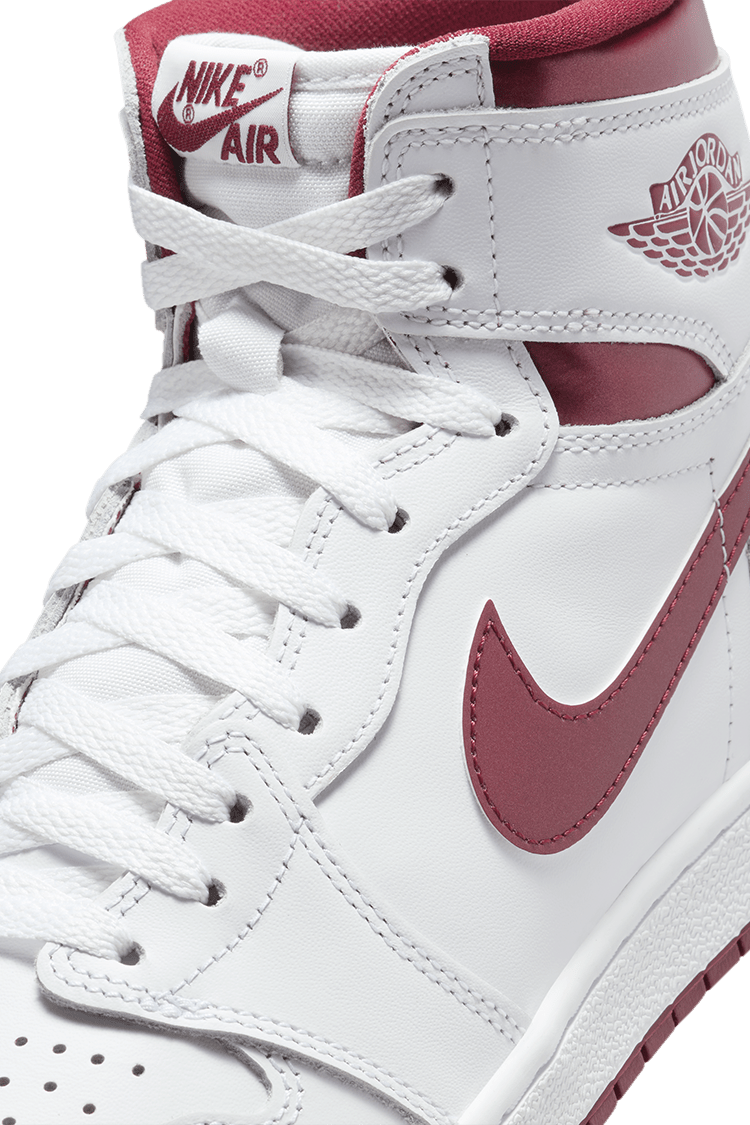 Air Jordan 1 High '85 "Metallic Burgundy" (BQ4422-161) Lansman Tarihi