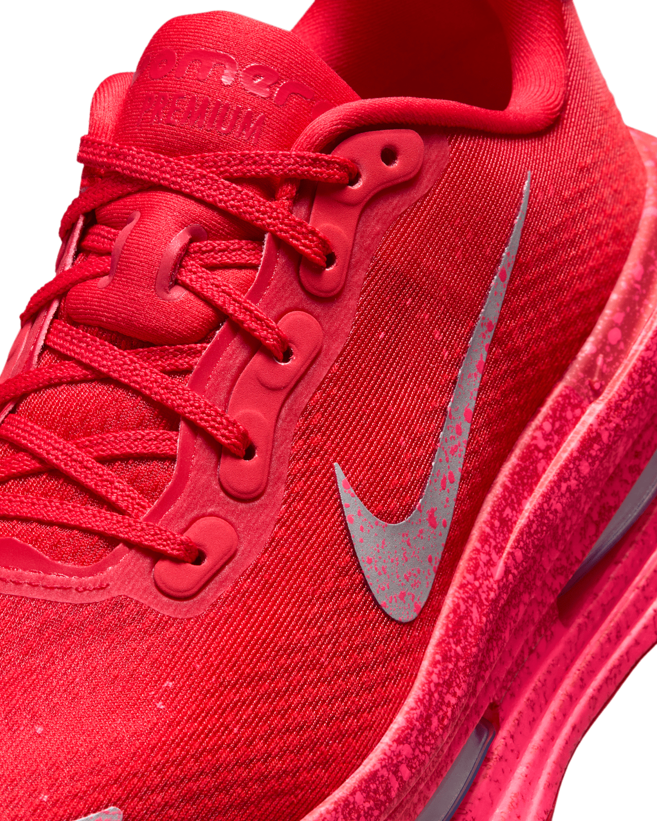 Fecha de lanzamiento de los Vomero Premium "University Red and Hyper Pink" para mujer (IU2827-600)