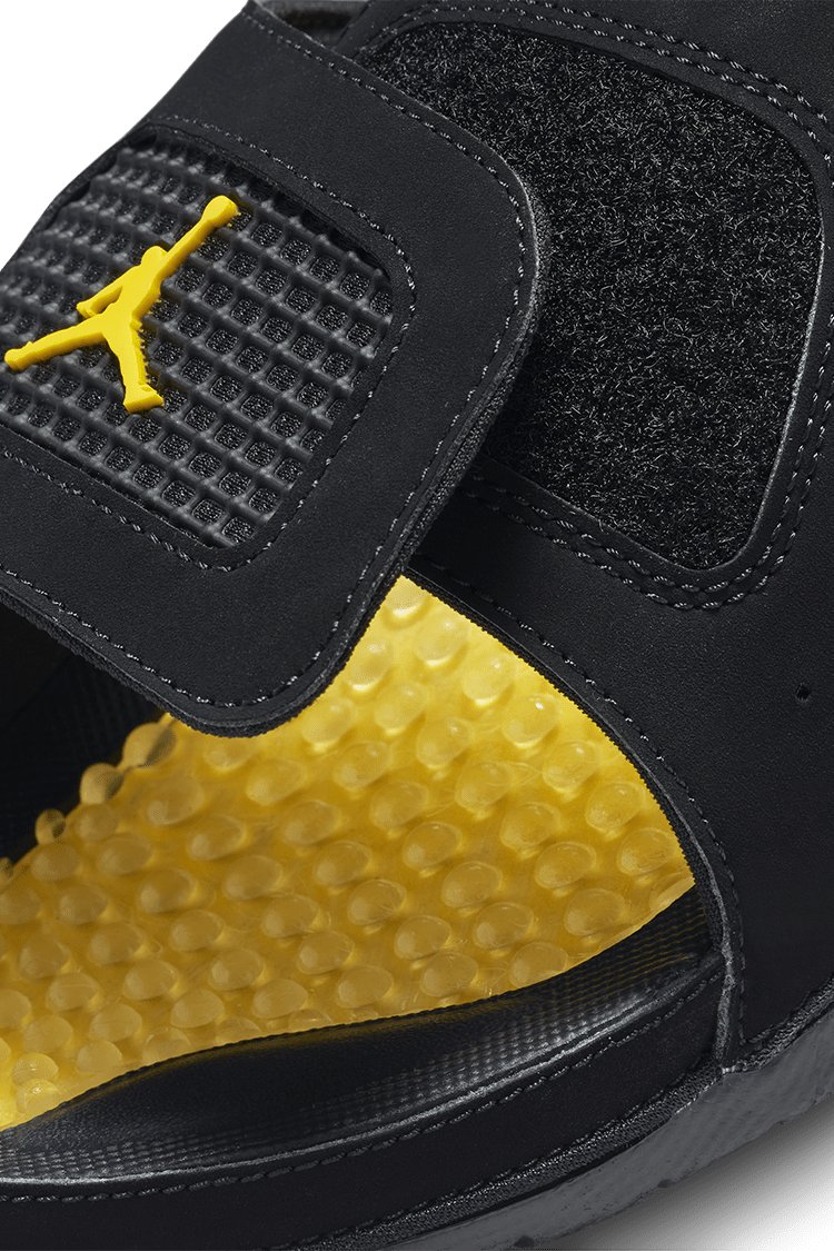 Fecha de lanzamiento de la sandalia Jordan Hydro 4 Retro (532225-017)