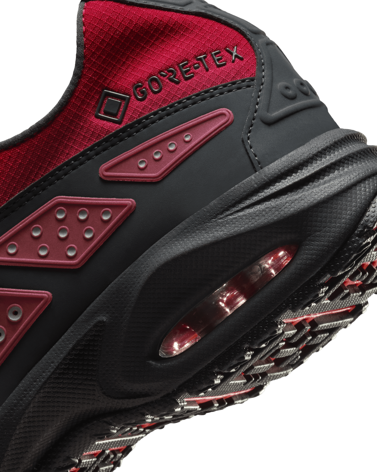 Air Max SNDR GORE-TEX ‚Dark Smoke Grey and Fire Red‘ (FZ4238-800) – datum uvedení