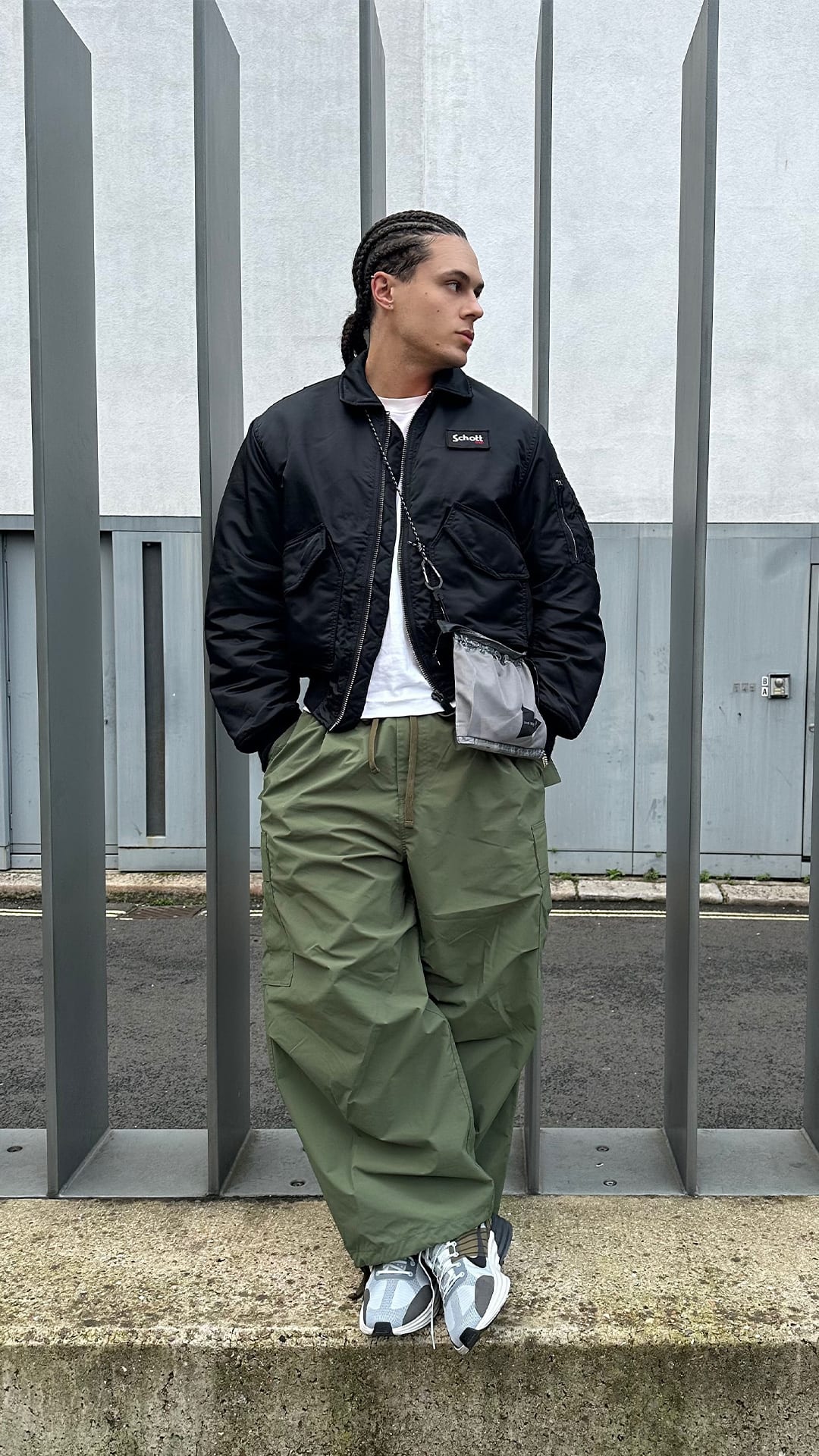 Street SNKRS – The Basement indossa Lunar Roam