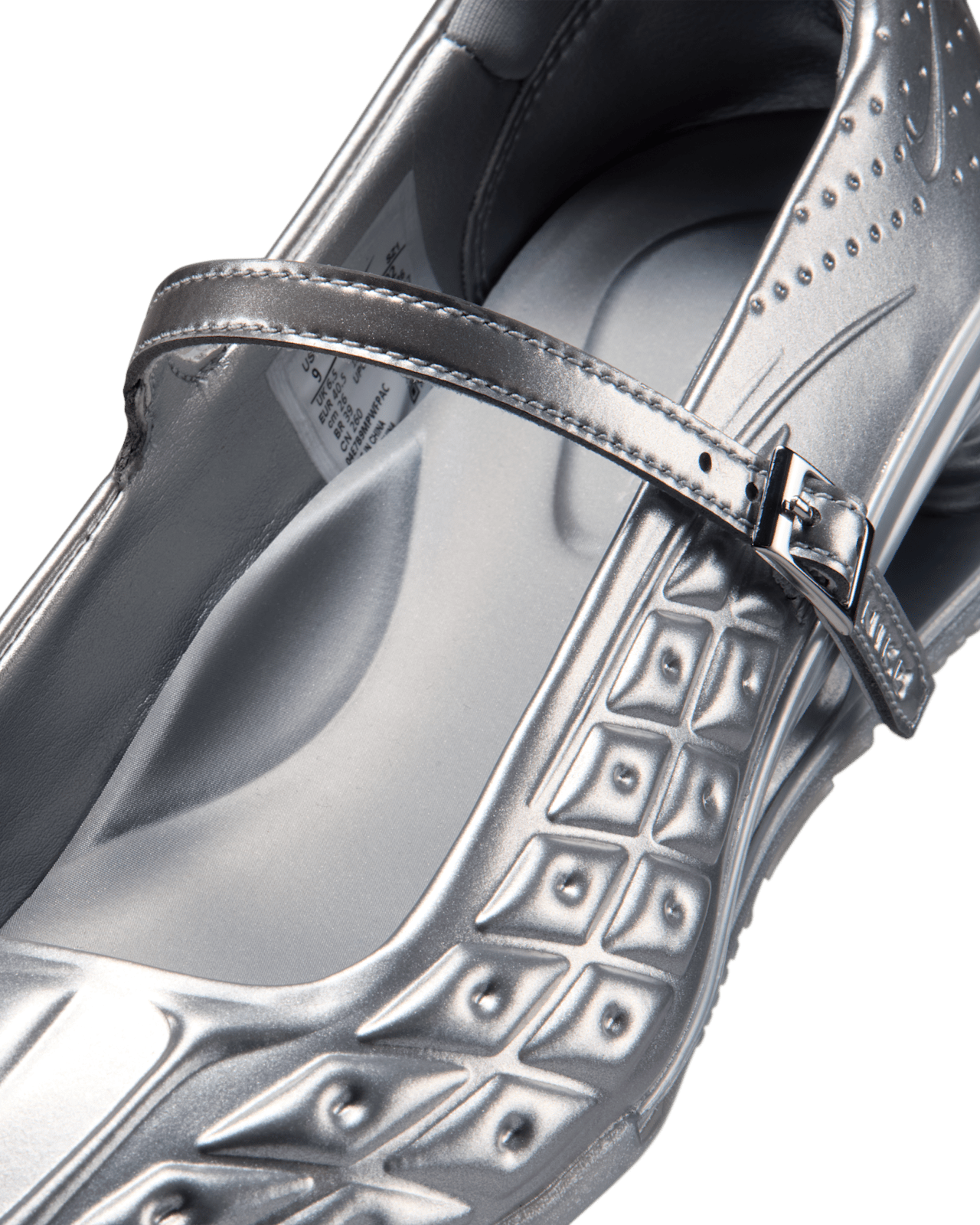วันเปิดตัว Shox Z Calistra "Metallic Silver" ผู้หญิง (IR5510-002)