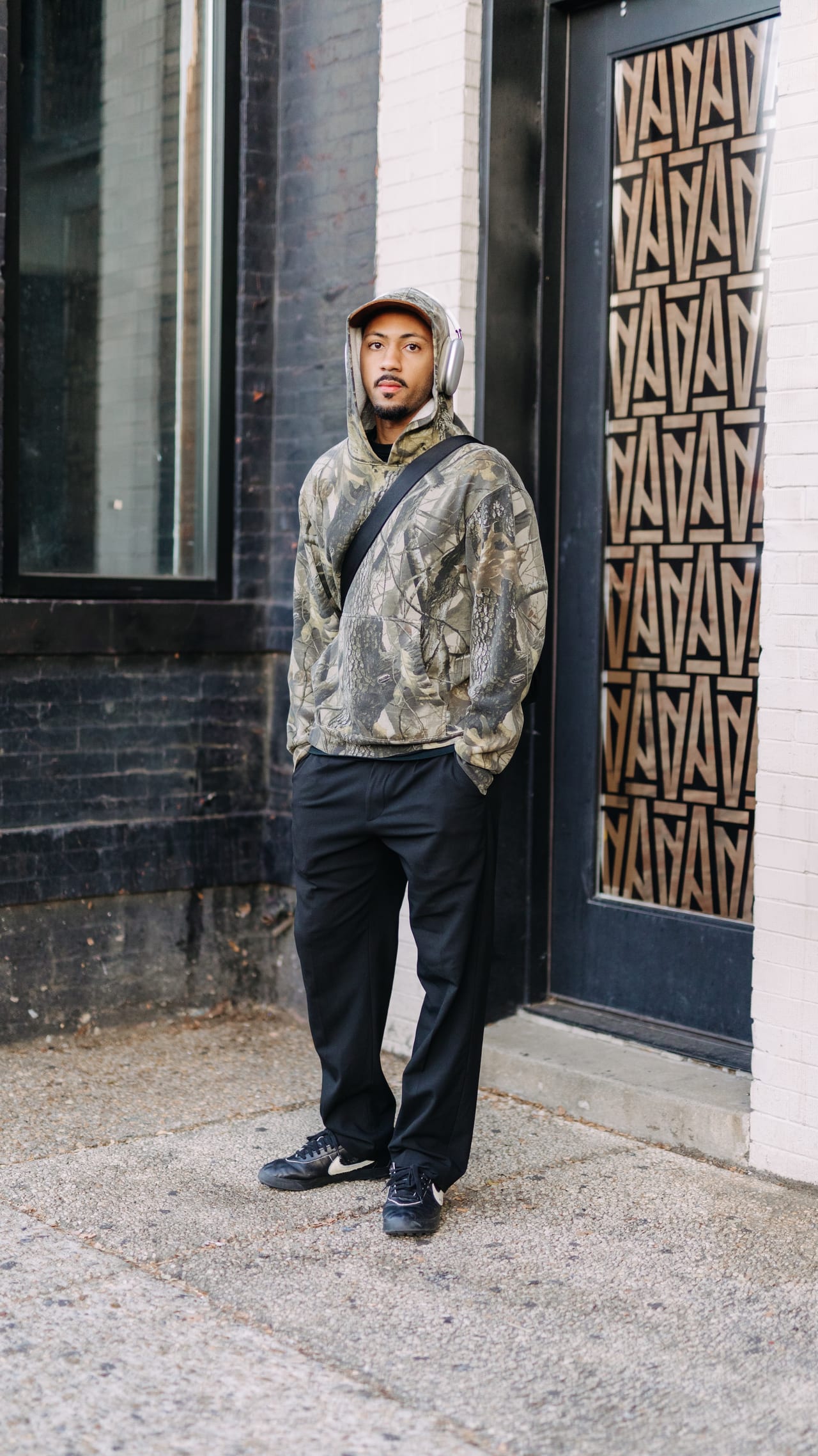 NIKE公式】Street SNKRS：ア マ マニエール x ナイキ エア