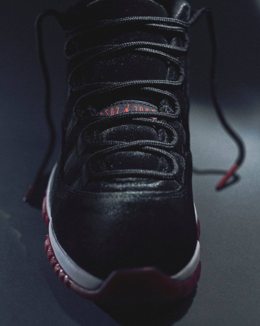 วันเปิดตัว Air Jordan 11 "Bred Velvet" ผู้หญิง (DB5457-061)