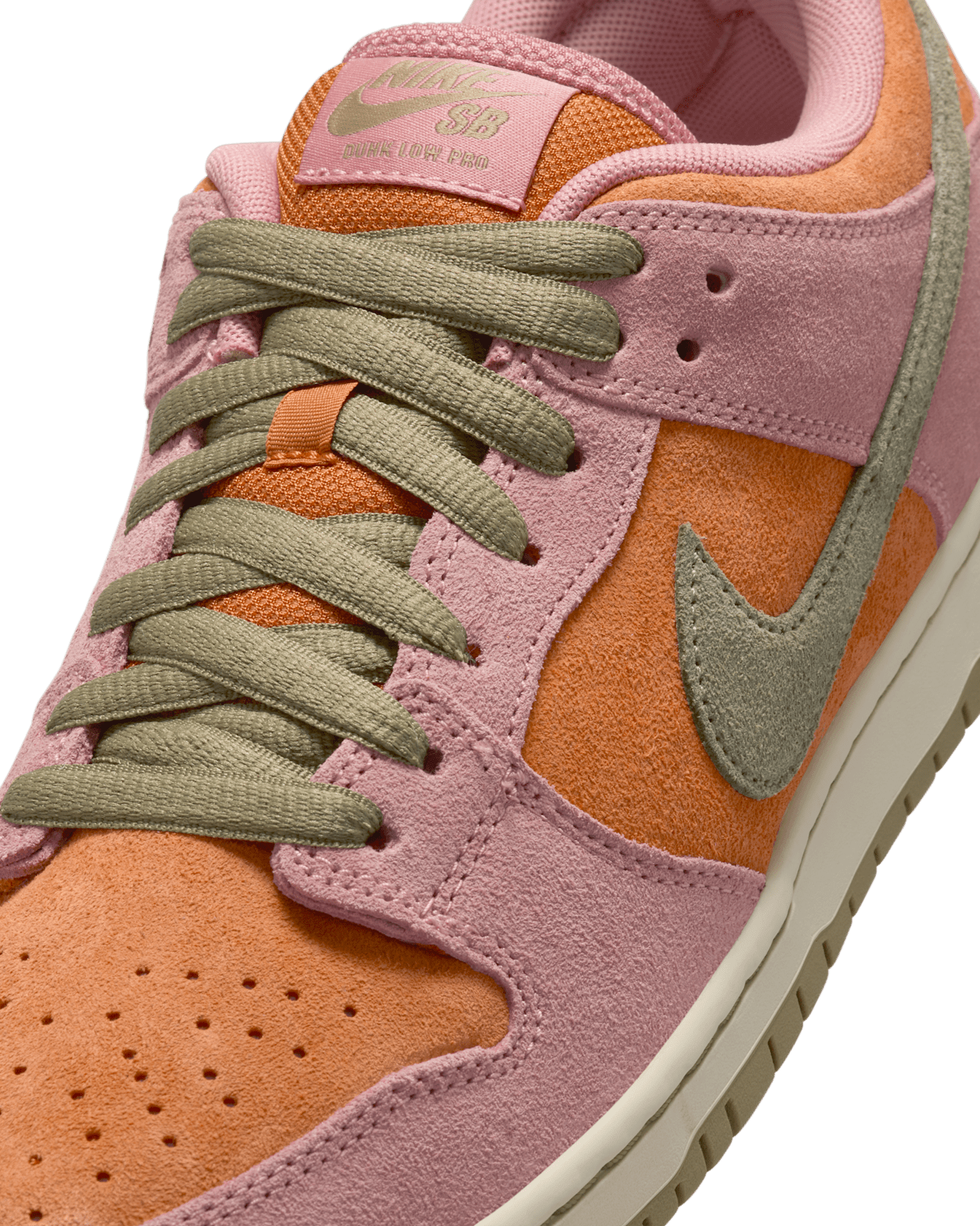 Nike SB Dunk Low Pro "Red Stardust and Monarch" (FHJ4135-600) – Erscheinungsdatum
