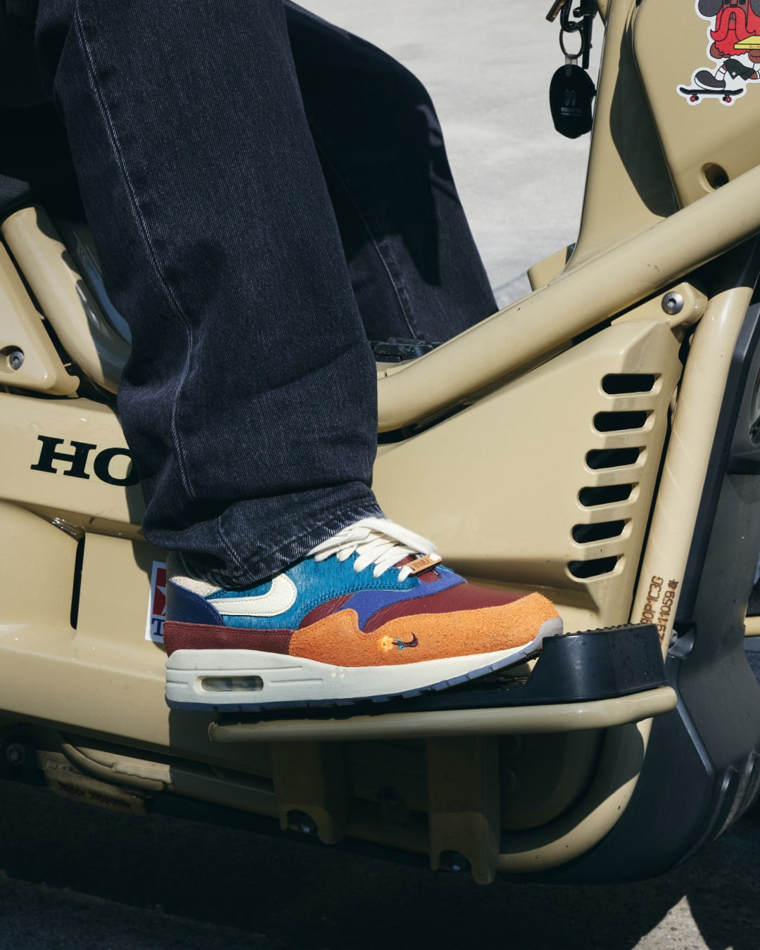SNKRS: 95 Syndrome Kasina Dosan