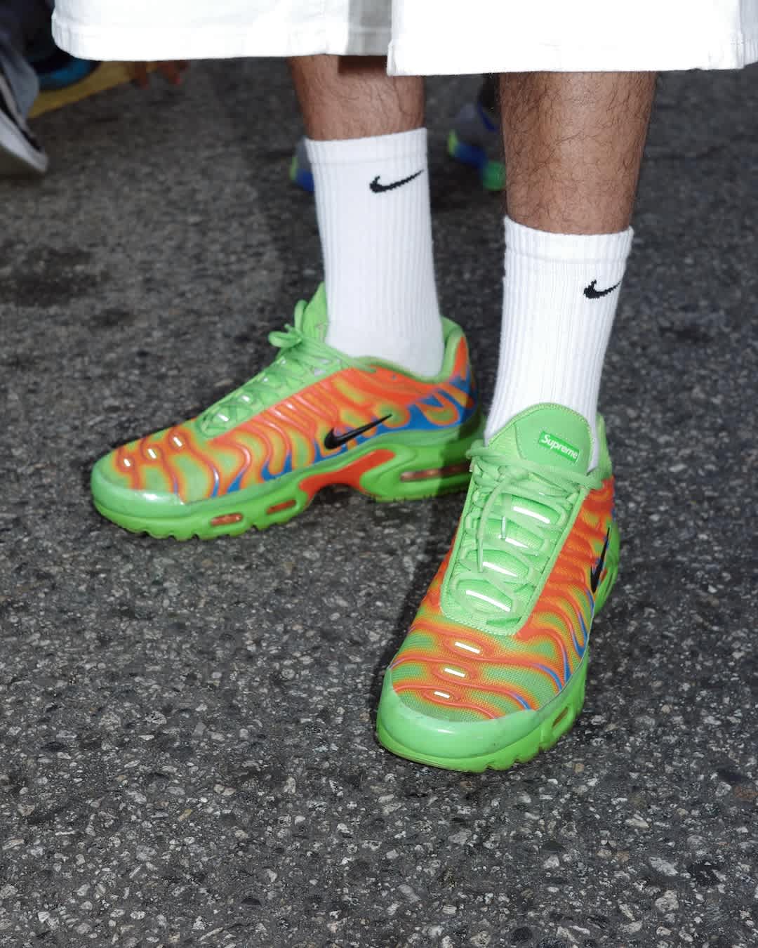 STREET SNKRS: TOMA LA NOCHE ขับเคลื่อนโดย: KIDS OF IMMIGRANTS