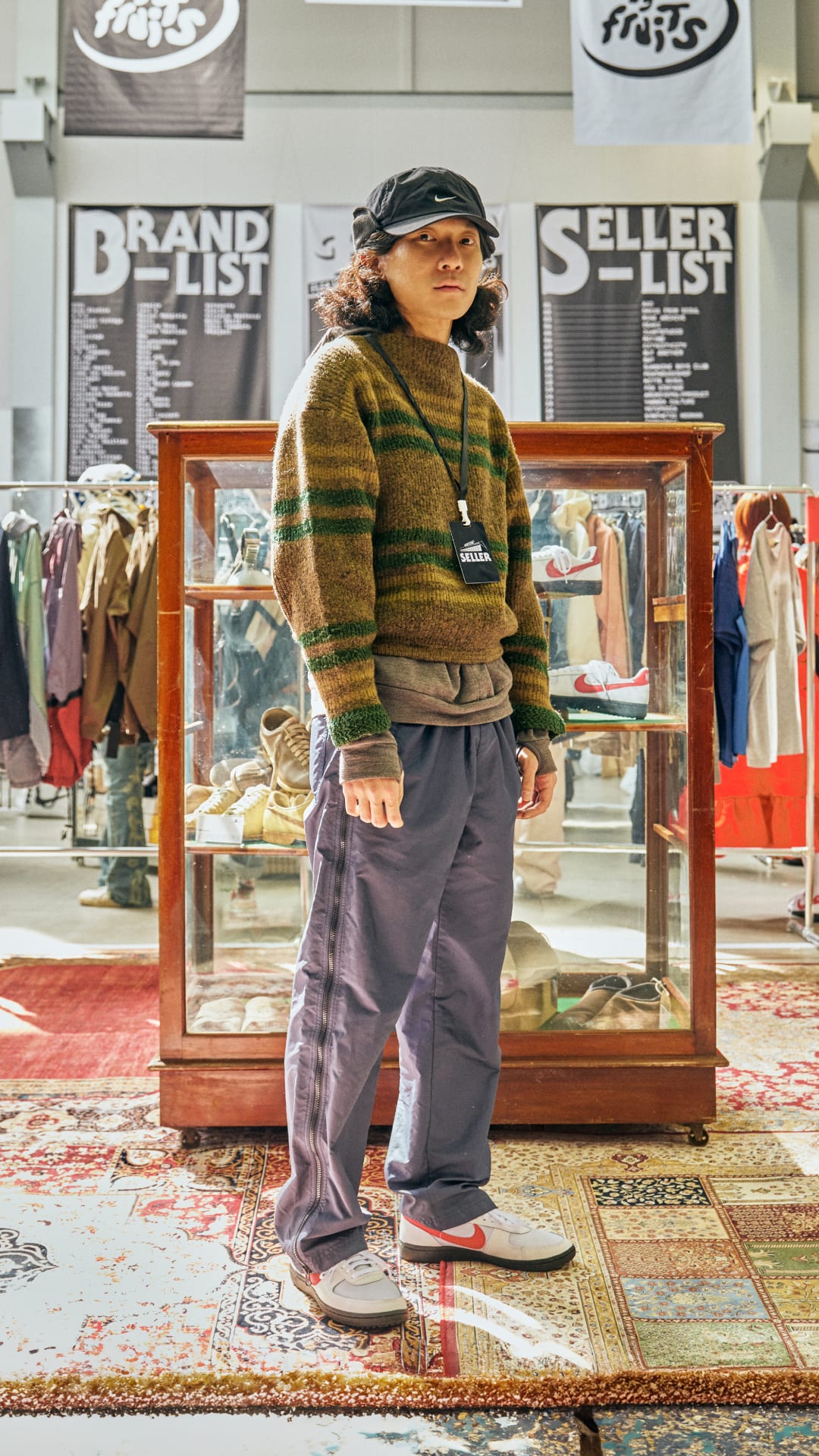 Street SNKRS: TUNE & Khakis Flea Market Part. 1
