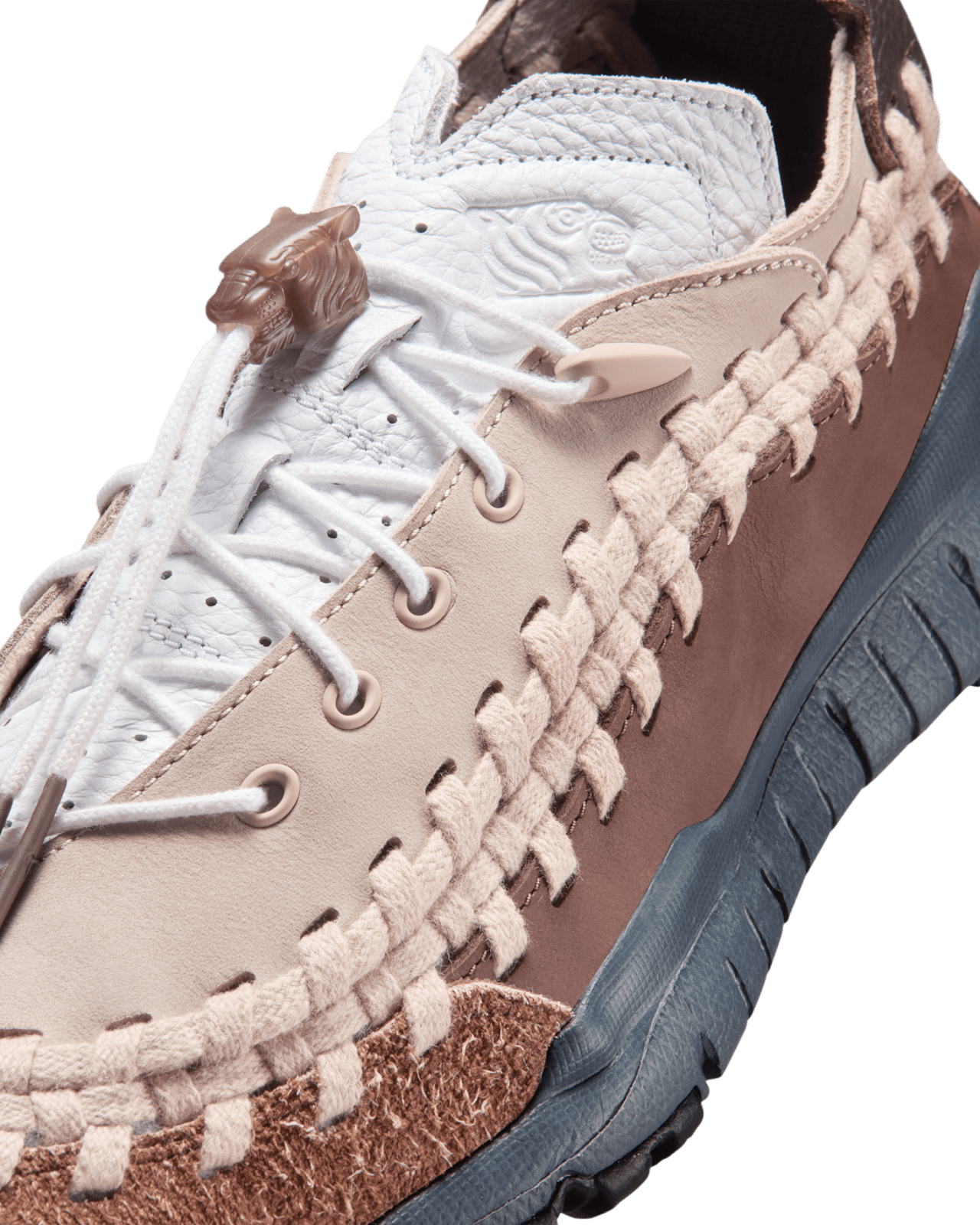 【NIKE公式】ホームスケープ ウーブン x ソウルグッズ 'Dark Field Brown and Medium Orewood Brown' (HM6961-001) 発売日