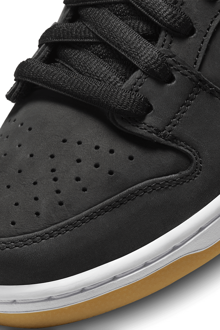 Fecha de lanzamiento de los Nike SB Dunk Low "Black and Gum Light Brown" (CD2563-006)