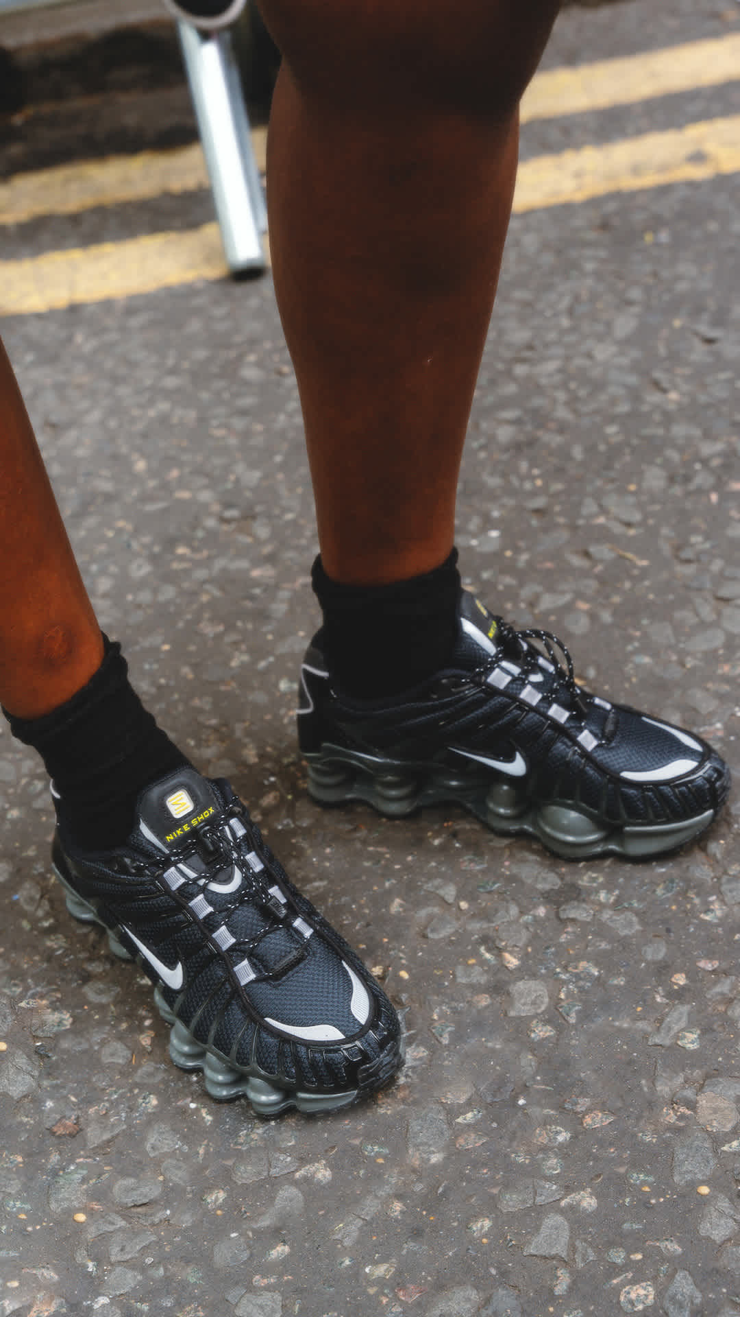 Street SNKRS: London Pride