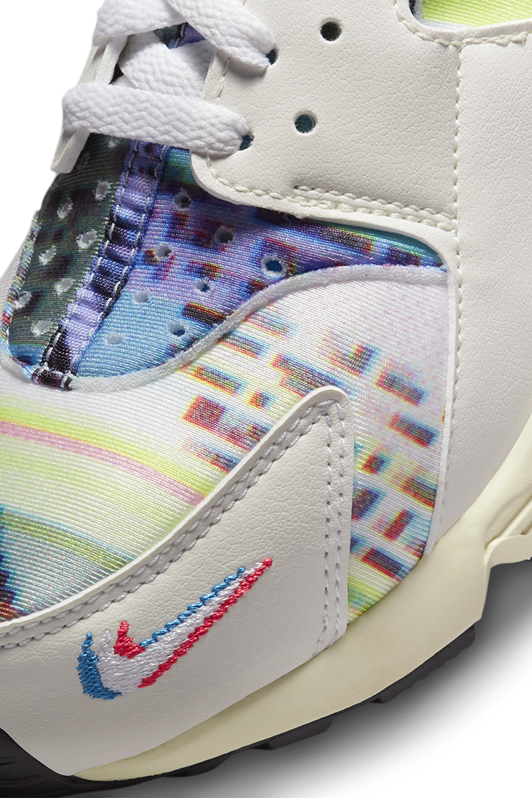 Fecha de lanzamiento del Air Huarache "Game" (DX3264-902) para mujer