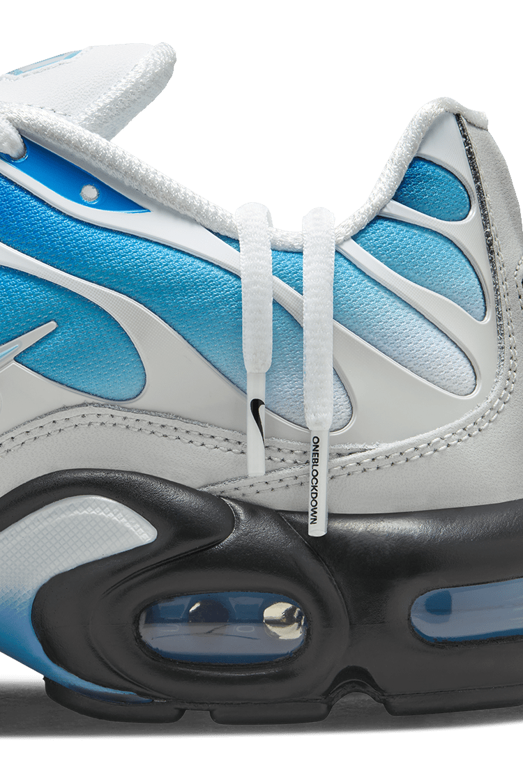 One Block Down x Nike Air Max Plus „Reverse“ ‚Hyper Blue and Photon Dust‘ (FZ3308-400) – datum uvedení