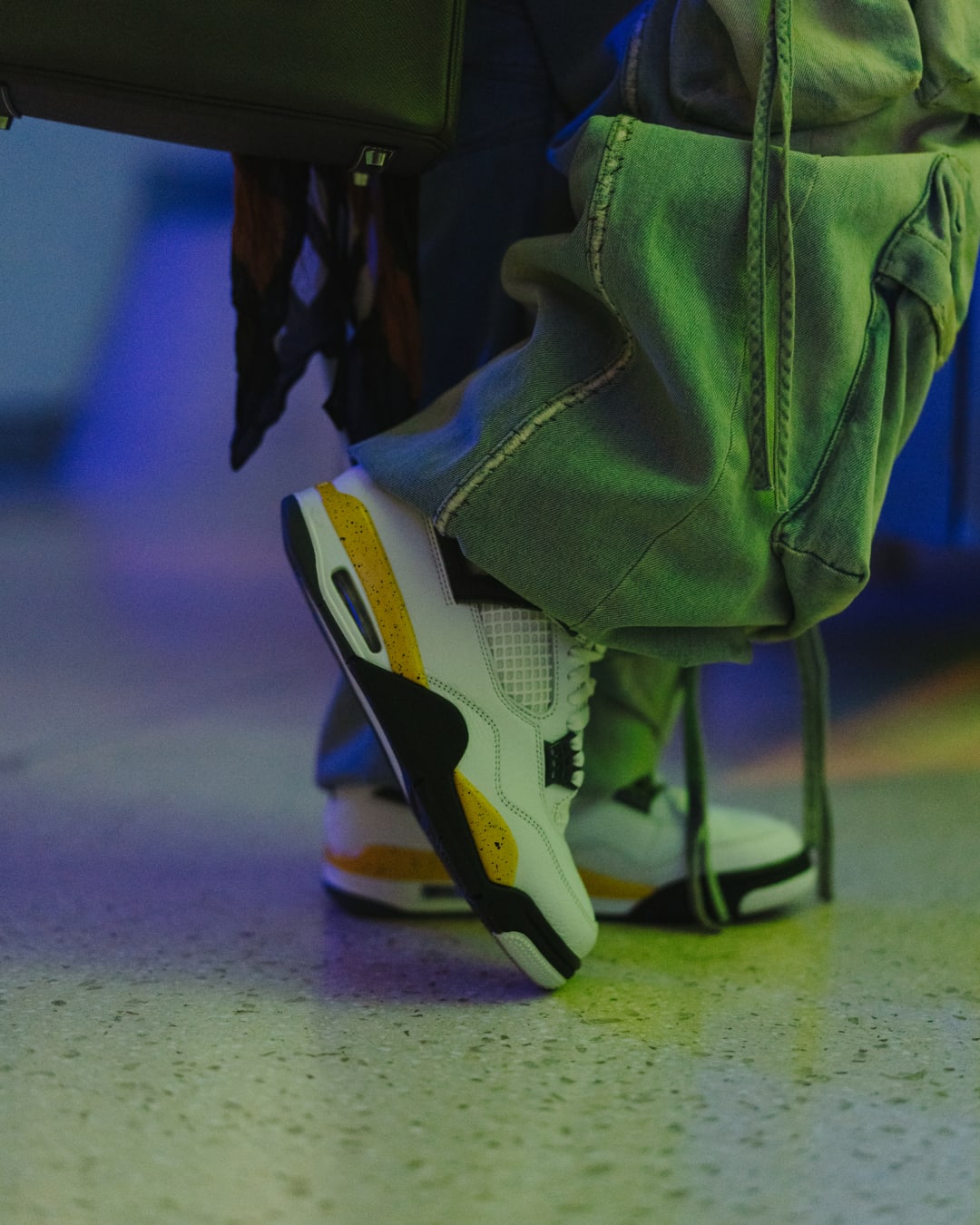 Street SNKRS: Jordan Brand Space Jam