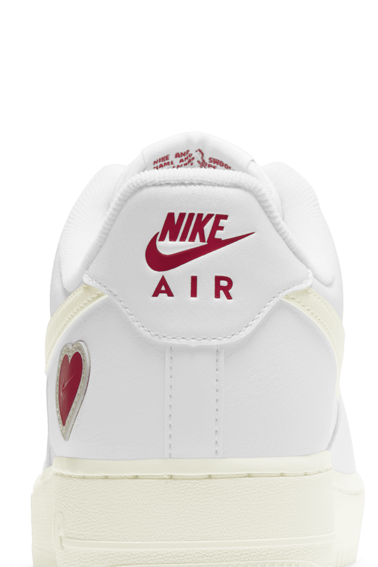 【NIKE公式】エア フォース 1 LOW 'Valentine's Day' (DD7117-100 / AF 1 LOW)