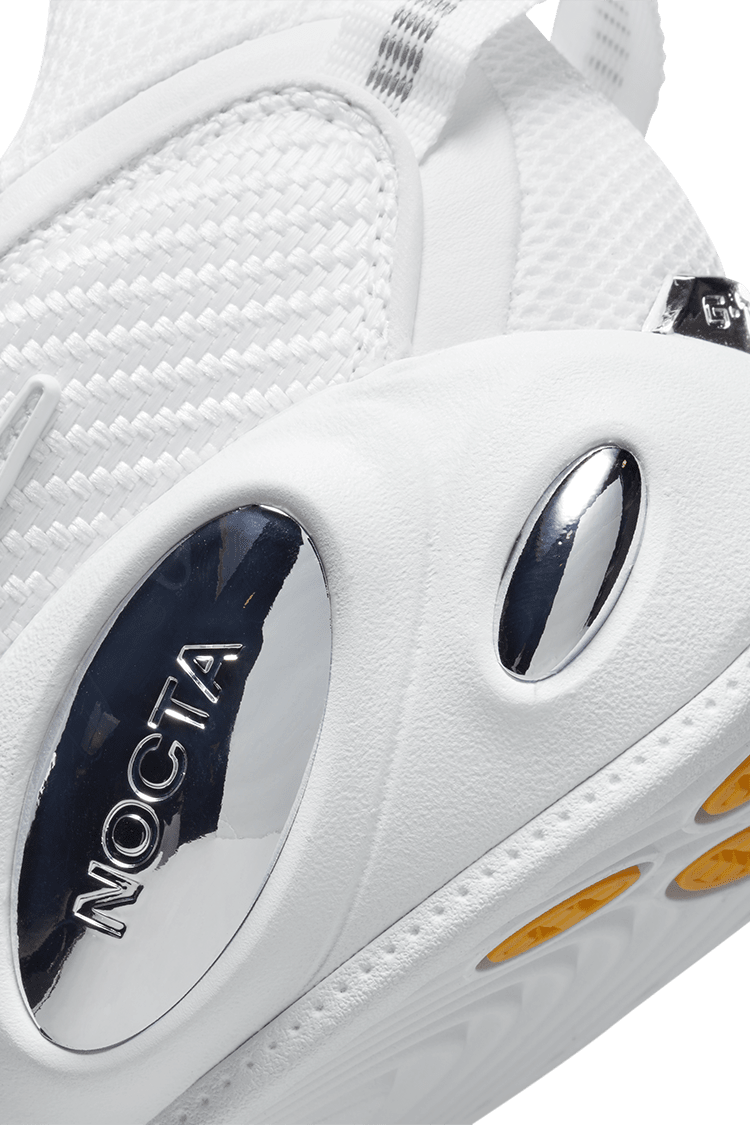 วันเปิดตัว NOCTA Glide "Triple White" (DM0879-100)