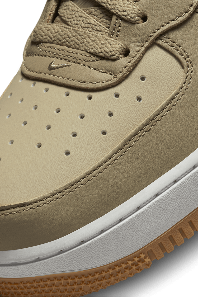 Fecha de lanzamiento del Air Force 1 Mid '07 "Limestone"' (DV7585-200)