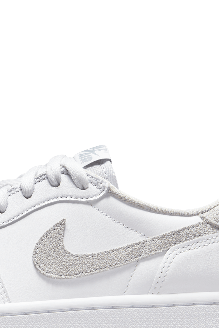 【NIKE公式】レディース エア ジョーダン 1 LOW OG 'Neutral Grey' (CZ0775-100 / WMNS AJ 1 LOW OG)