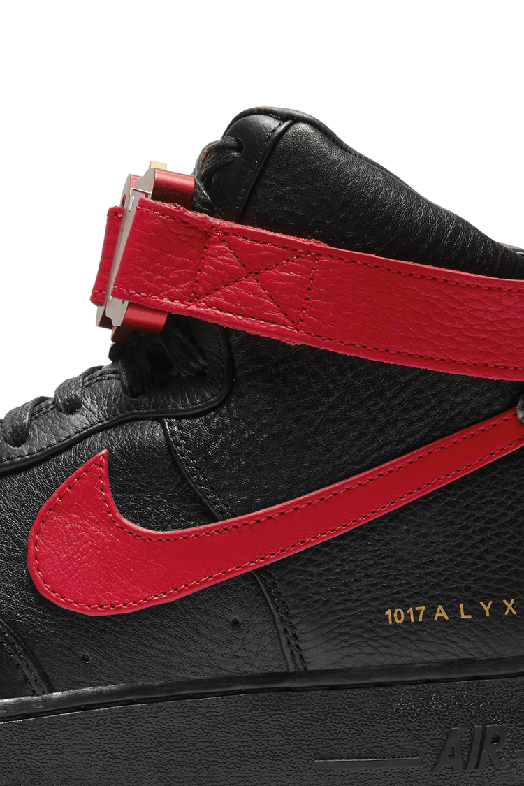 Ημερομηνία κυκλοφορίας του Air Force 1 x Alyx "Black and University Red" (CQ4018-004)