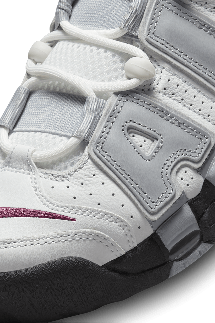 วันเปิดตัว Air More Uptempo "Rosewood and Wolf Grey" ผู้หญิง (DV1137-100)