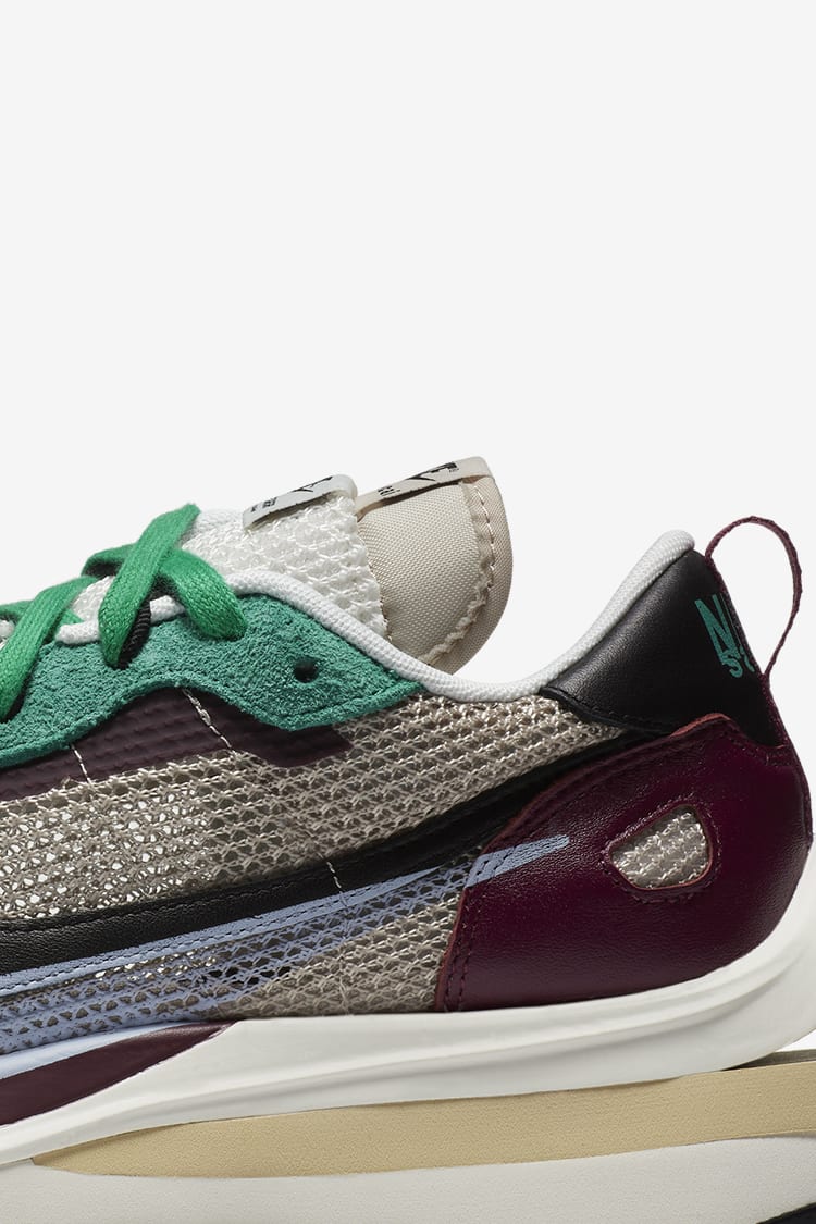 Fecha de lanzamiento del Nike x sacai VaporWaffle "String & Black-Villain Red"