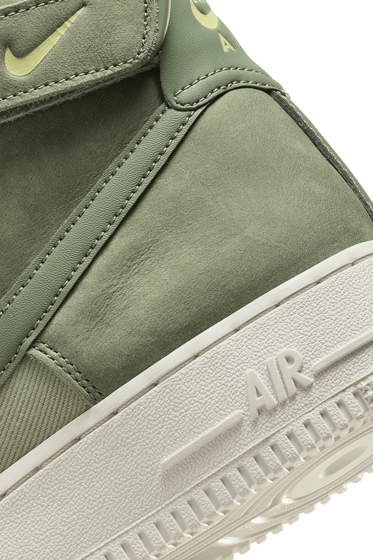 Fecha de lanzamiento del Air Force 1 '07 High "Oil Green" (FN4190-300)