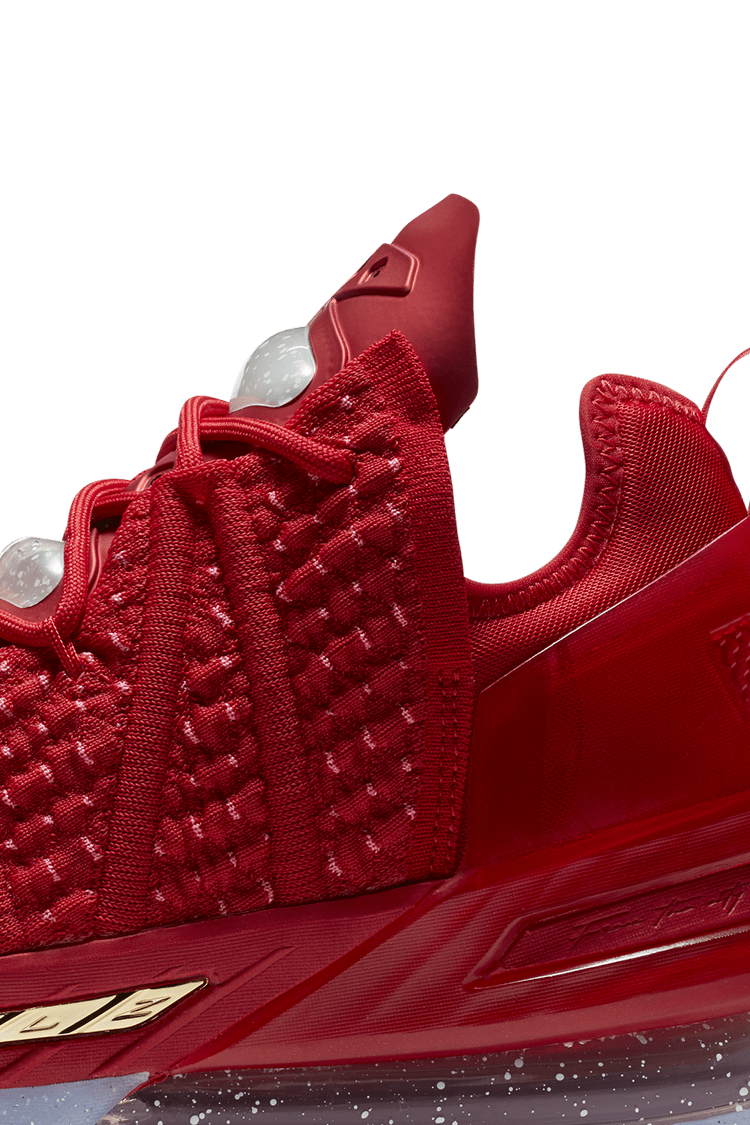 Lebron XVIII 'X-Mas in LA' Release Date