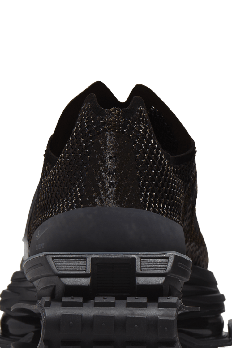 วันเปิดตัว Zoom 004 x MMW “Baroque Brown” (CU0676-201)