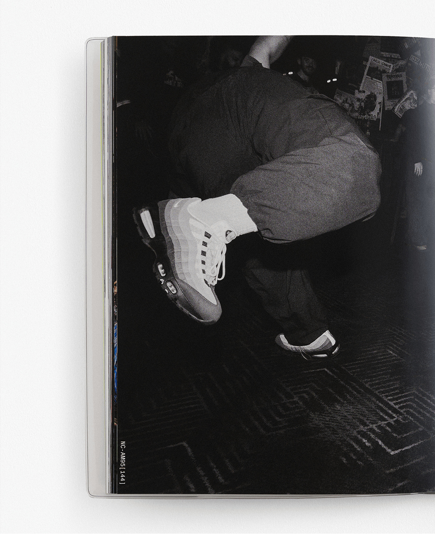 95：グローバル フォト プロジェクト. Nike SNKRS