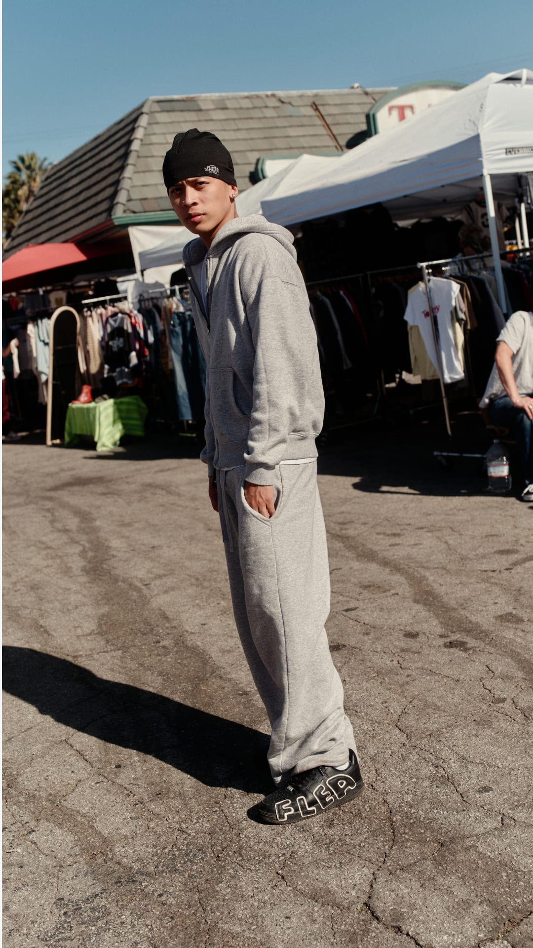 Street SNKRS: Silverlake Flea Market