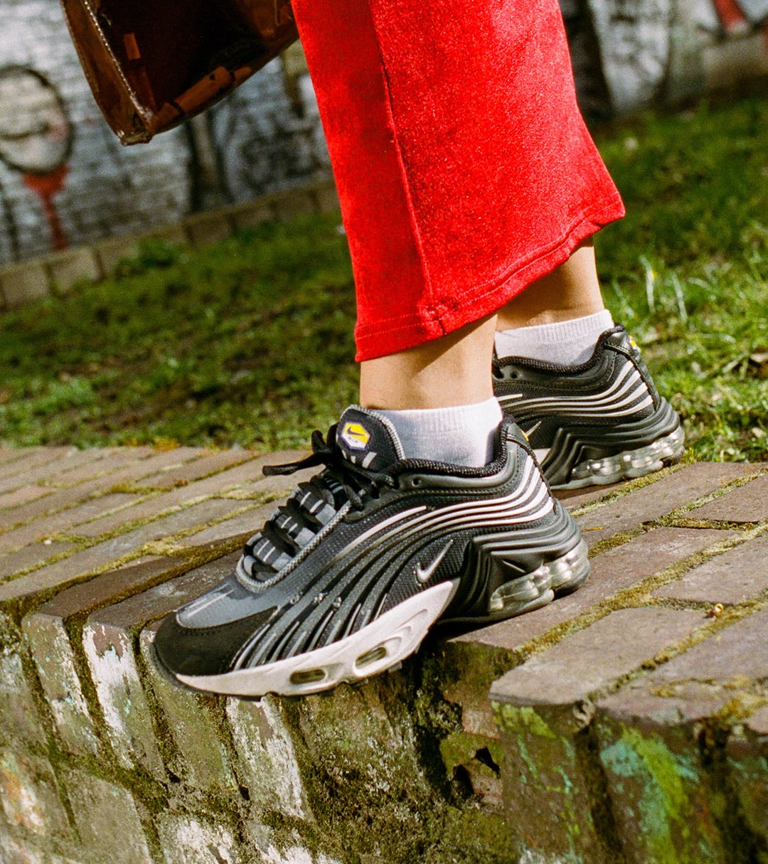 Street SNKRS 3. 5.: Central