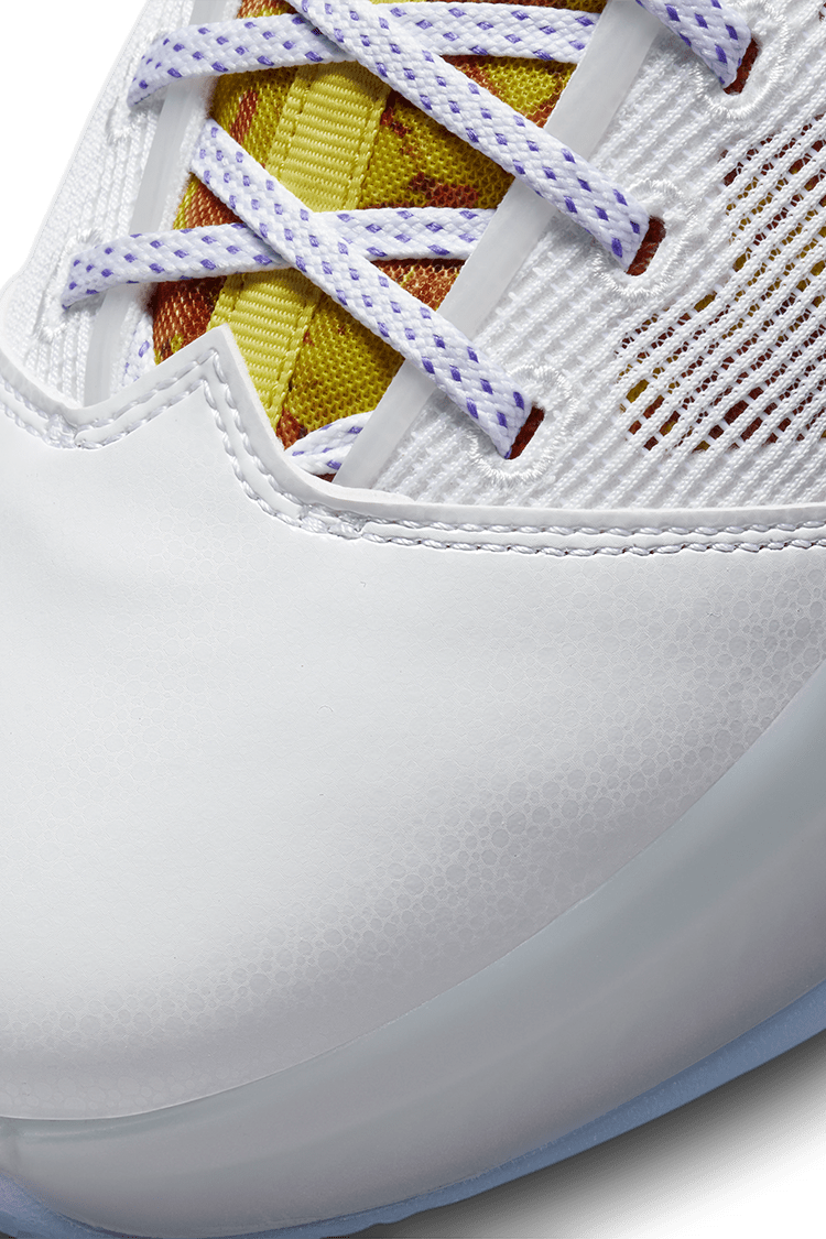 วันเปิดตัว LeBron 19 Low “Magic Fruity PEBBLES”