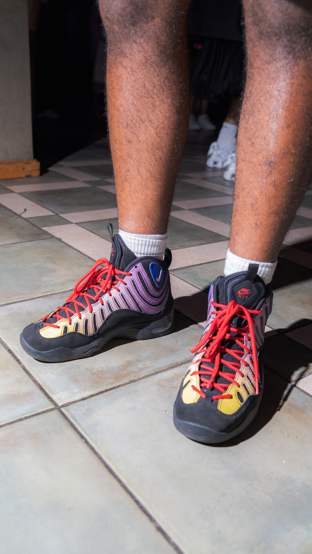Street SNKRS : AMBUSH Nite Sport Johannesbourg