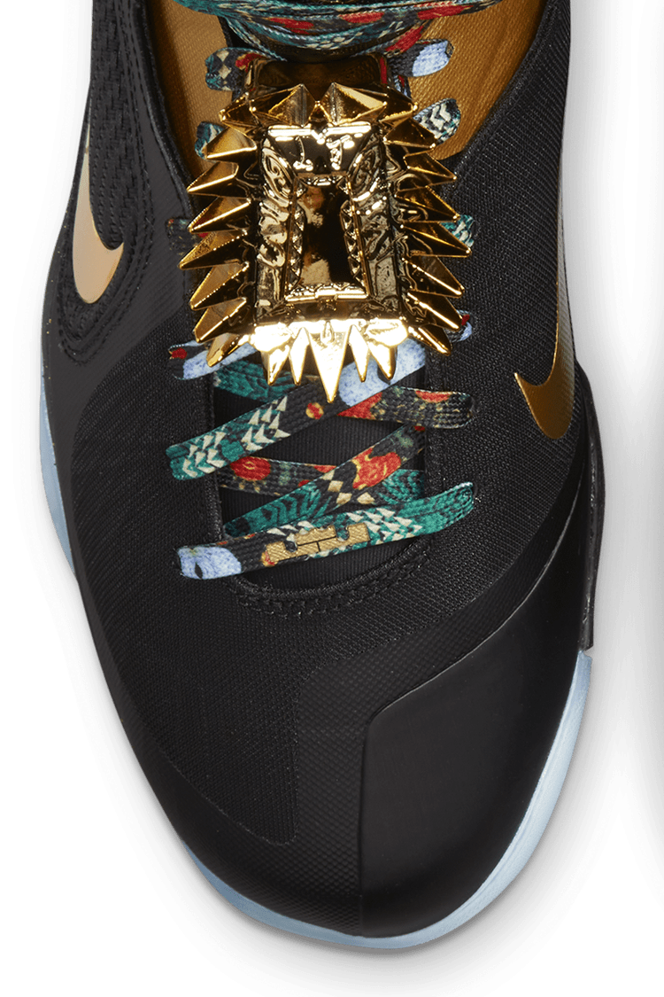 Fecha de lanzamiento del LeBron 9 King DO9353 001 Nike SNKRS