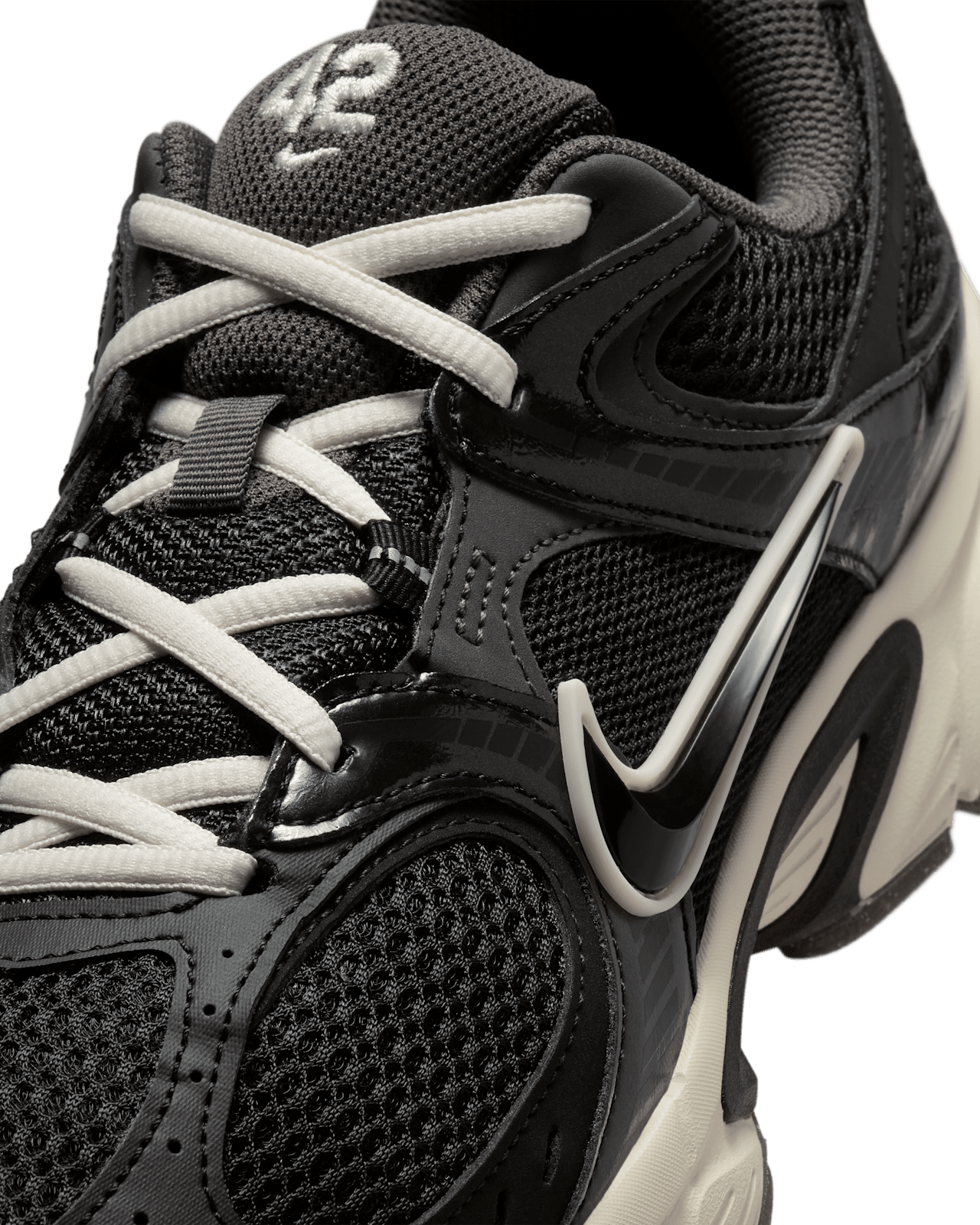 Nike V5 RNR "Jackie Robinson Day" 'Black and Medium Ash' (IQ3723-001) Release Date