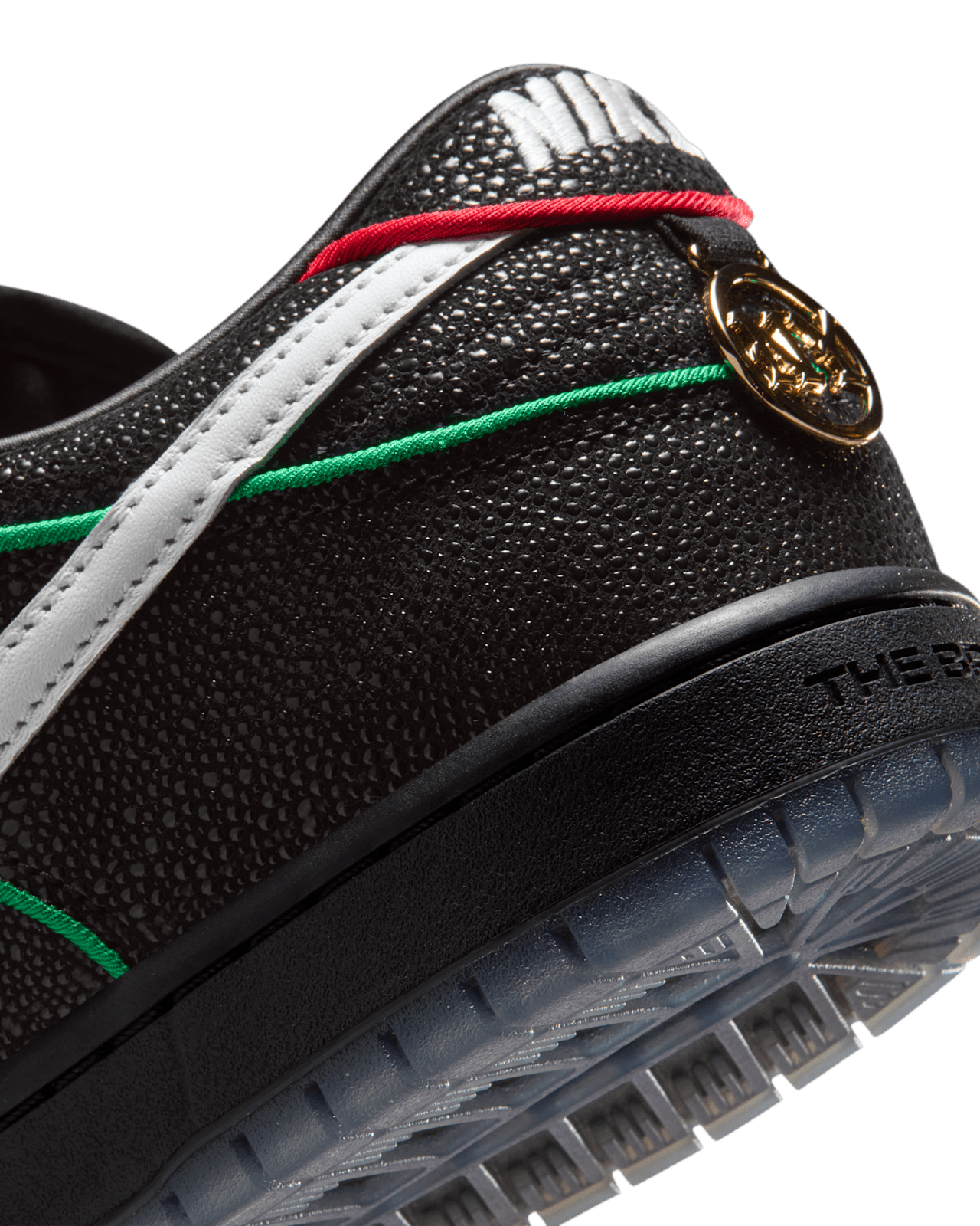 NIKE SB DUNK LOW PRO Release Date