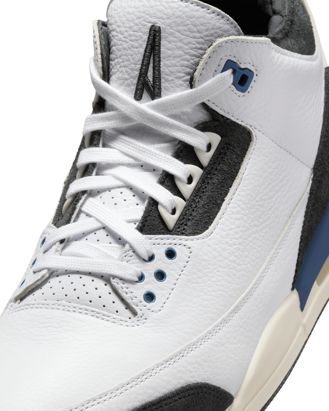 【NIKE公式】エア ジョーダン 3 x ア マ マニエール 'For The Love' (HV8571-100 / AJ 3 RETRO OG SP GH)