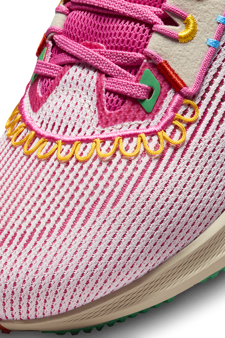 Air Zoom Pegasus 40 x Familia 'Pinksicle and Stadium Green' (FN0599-100) Release Date