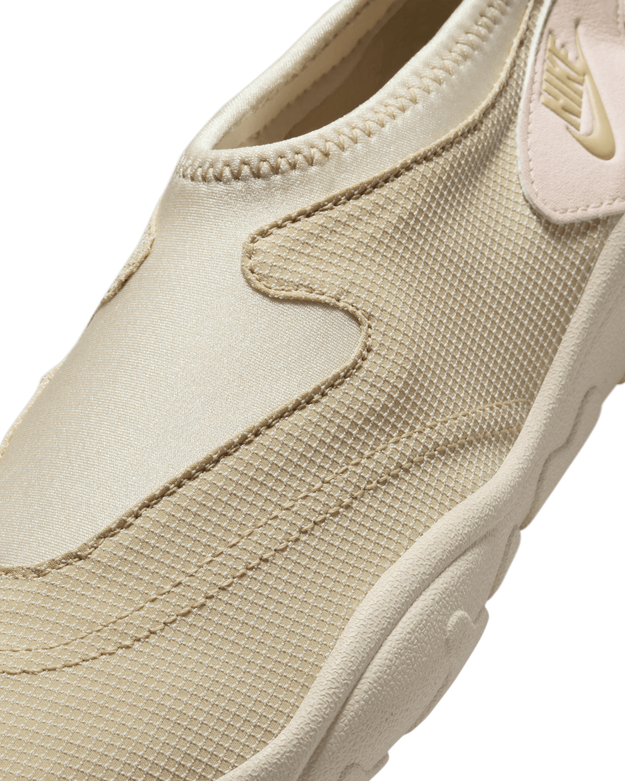 【NIKE公式】レディース アクア ターフ 'Desert Khaki and Light Orewood Brown' (FZ5628-100 / W NIKE AQUA TURF)