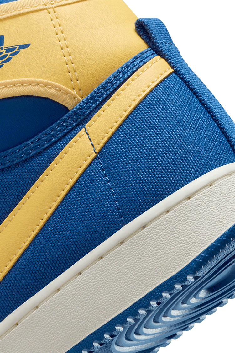 วันเปิดตัว AJKO 1 "True Blue and Topaz Gold" (DO5047-407) 