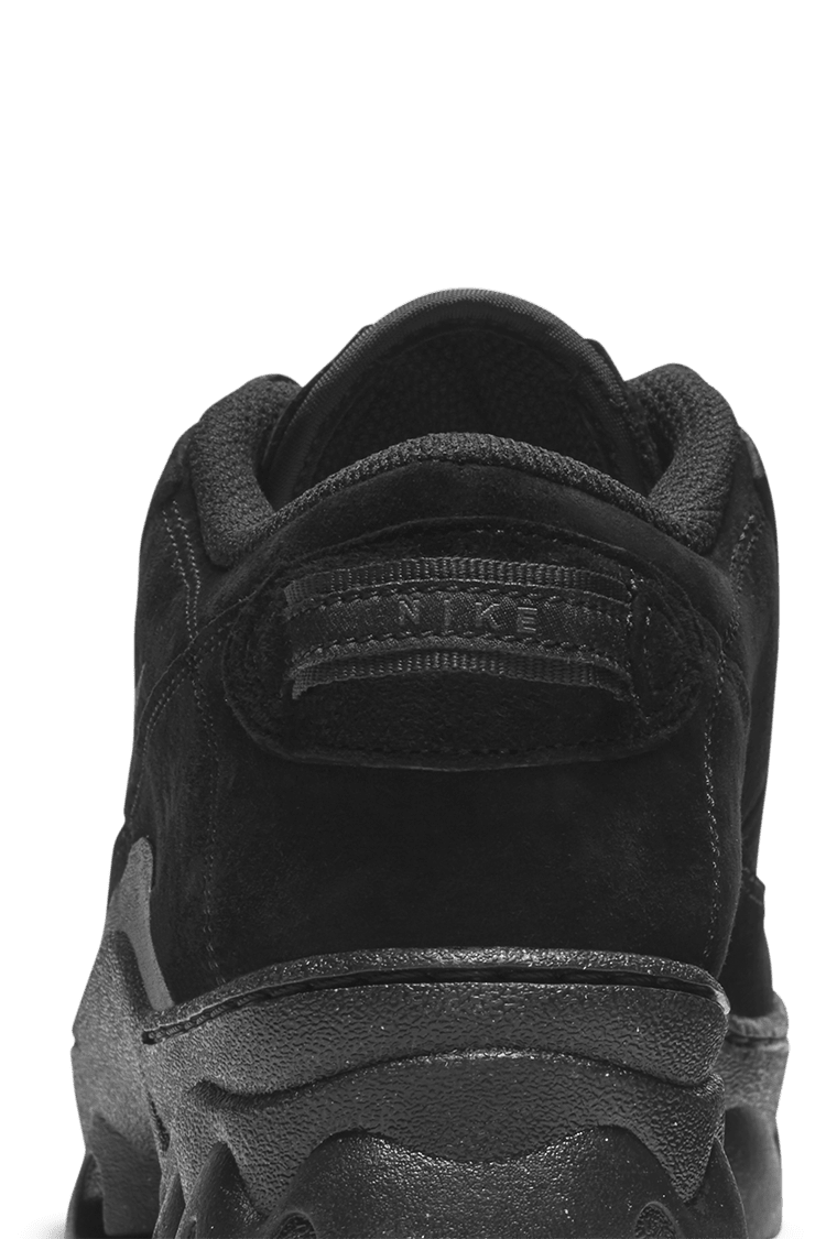 วันเปิดตัว Lahar Low “Black” ผู้หญิง